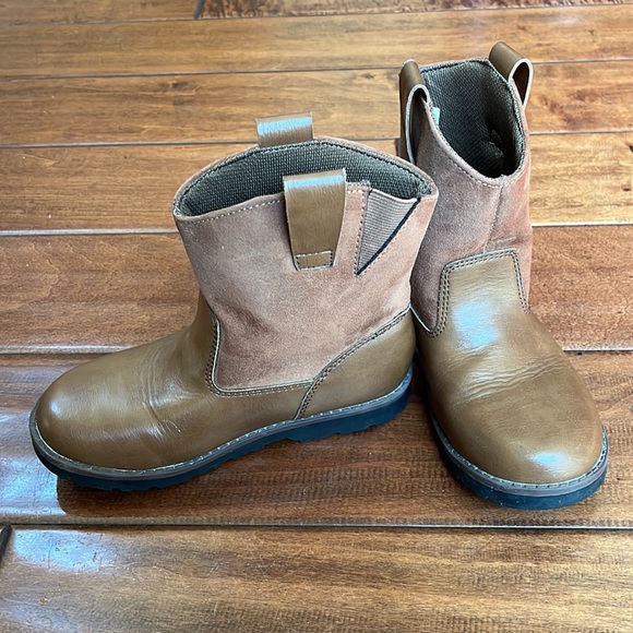 Cat & Jack Boots - Picture 4 of 5